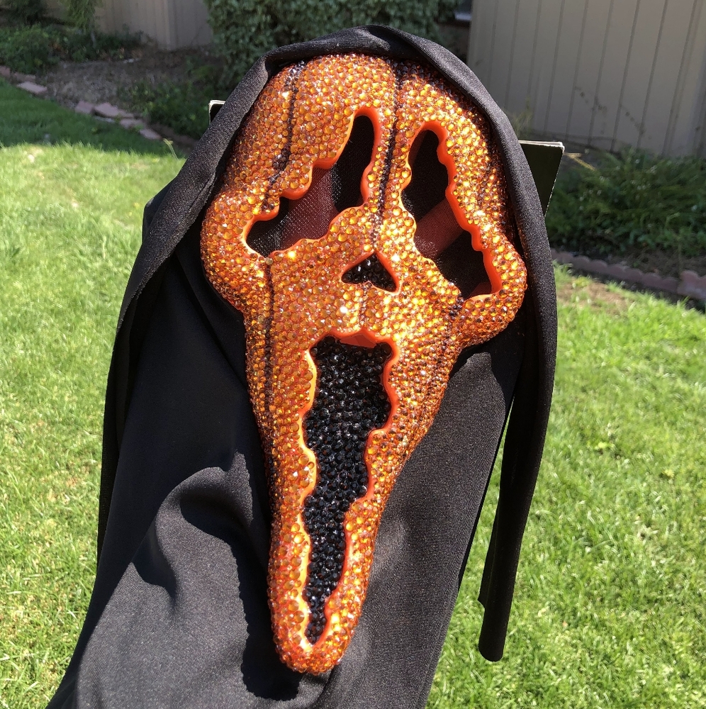 Masquerade Scream Pumpkin Bling Mask